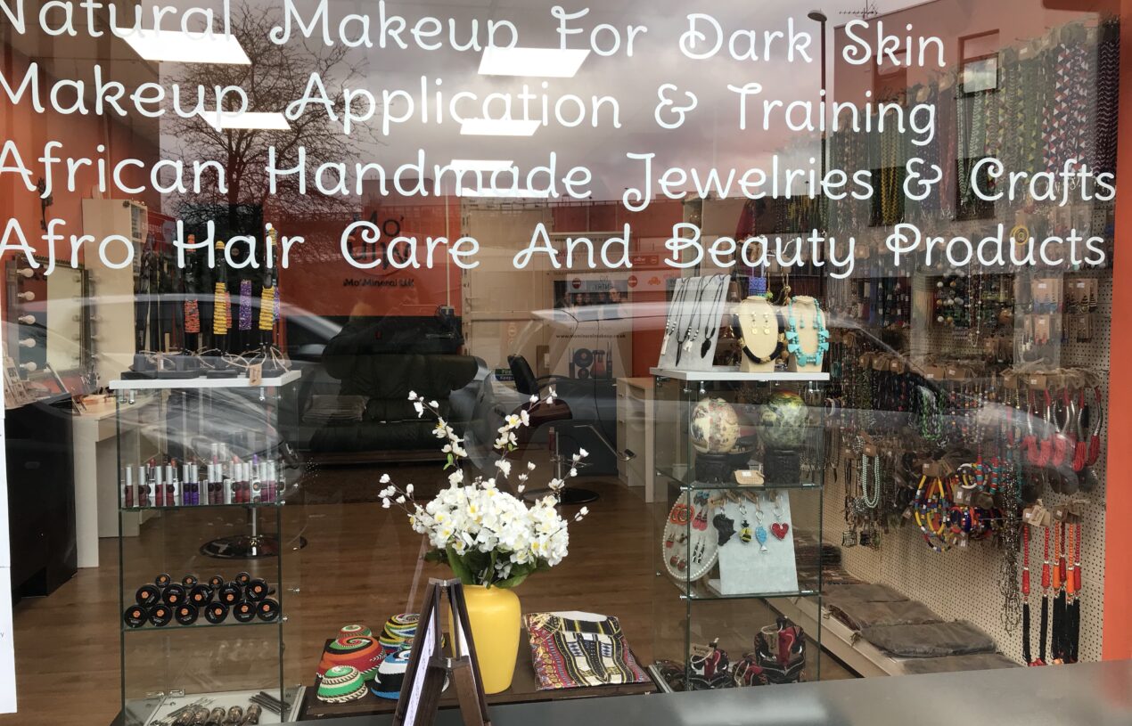 Mo Mineral Makeup